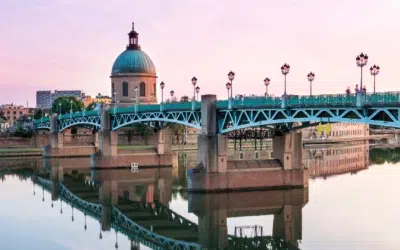Distribution de flyers à Toulouse : formats, ciblage et étapes pour performer